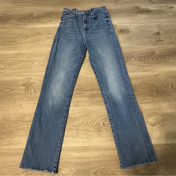 Women's MOTHER The Swooner Rascal Ankle Jeans in Vintage Blue - Picture 2 of 10